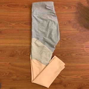 Outdoor Voices Legging